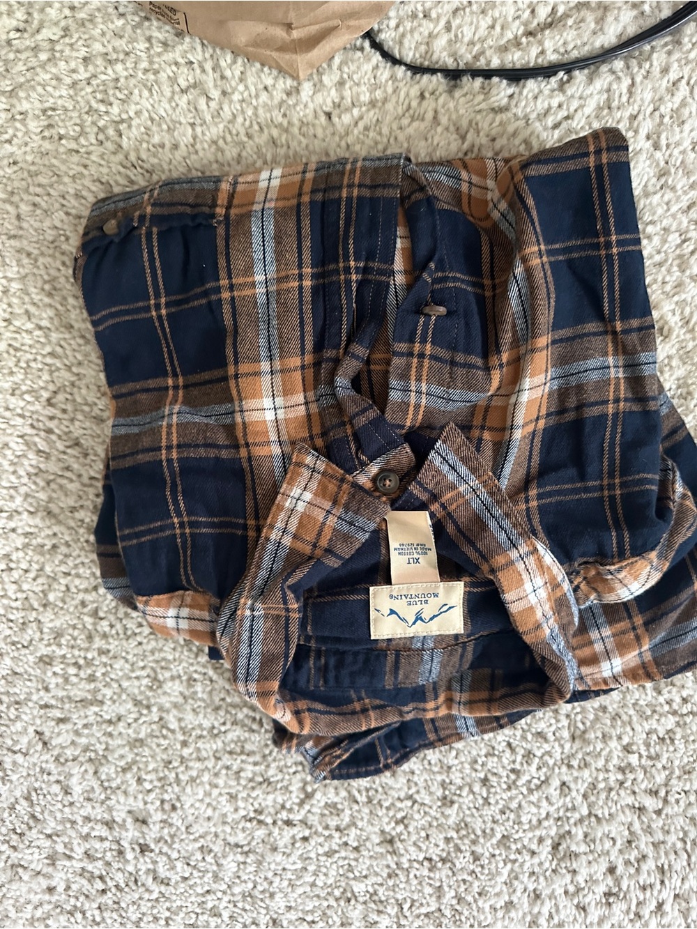 Blue Mountain men’s ' Navy & Brown Plaid